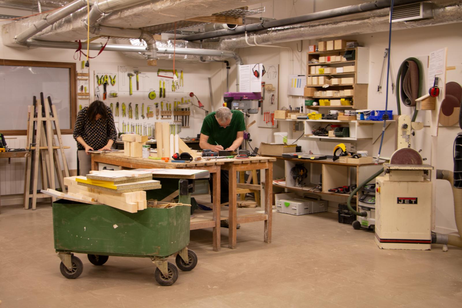 L'atelier menuiserie  École supérieure d'art et de design TALM